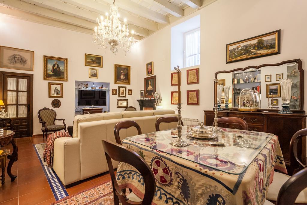 Casa Senorial En Sevilla Centro,Calle Marmoles Buitenkant foto